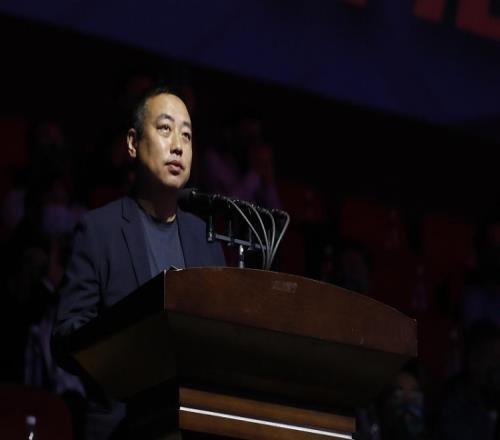 穿普拉达女,悉尼斯威尼,客串被删剪,PG电子平台,PG电子官方网站,PG电子登录入口,PG电子app下载