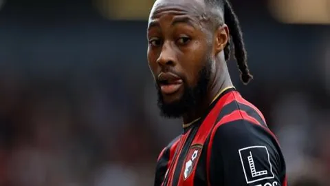 激情对决！意甲焦点战：克雷莫纳对决卡利亚里，实时比分揭晓！