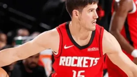 12月2日CBA重磅对决：浙江方兴对决九台农商，姜伟泽精彩瞬间盘点