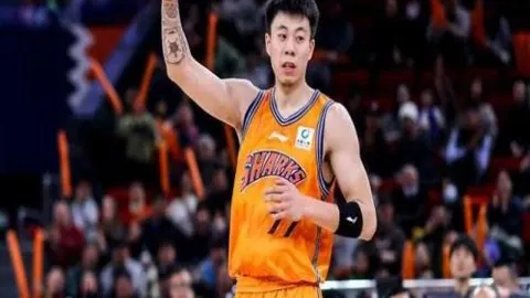 巴塞罗那引援新动态：格里马尔多即将加盟，坎塞洛与穆尼奥斯求贤若渴